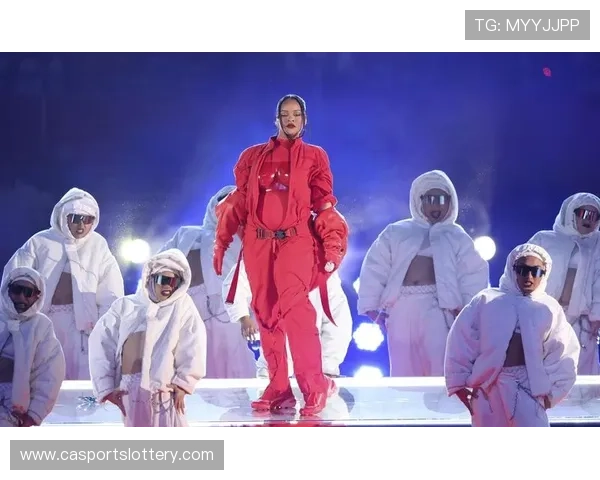 第60届超级碗吸引1.249亿观众,Bad Bunny中场秀观众达1.282亿 第60届超级碗吸引1.249亿观众,Bad Bunny中场秀观众达1.282亿